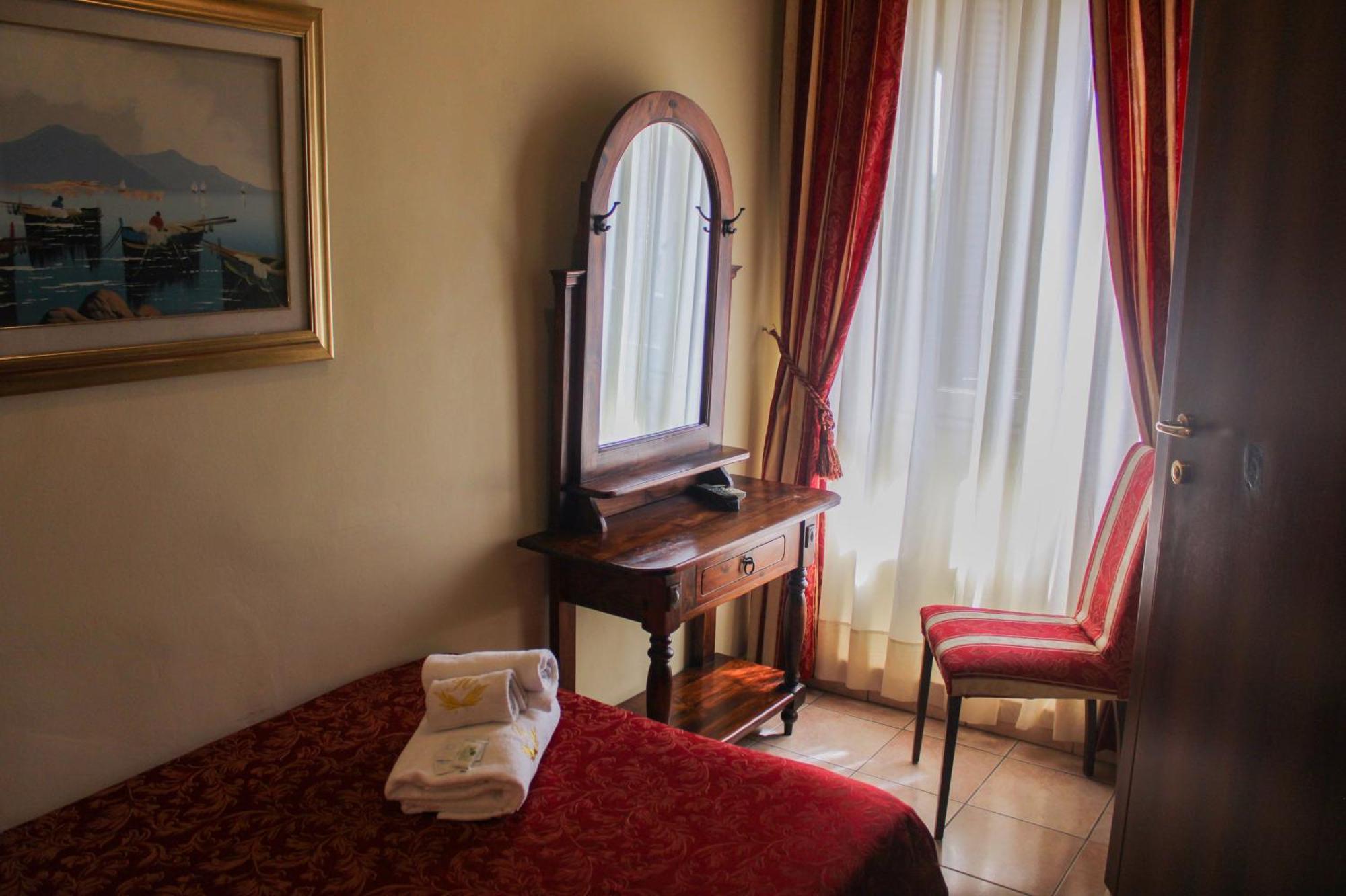 Hotel Sicilia Milano Exteriör bild
